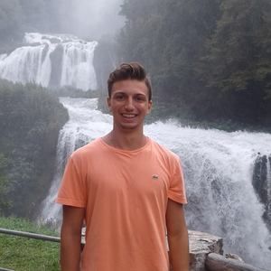 Meet your Posher, Marc